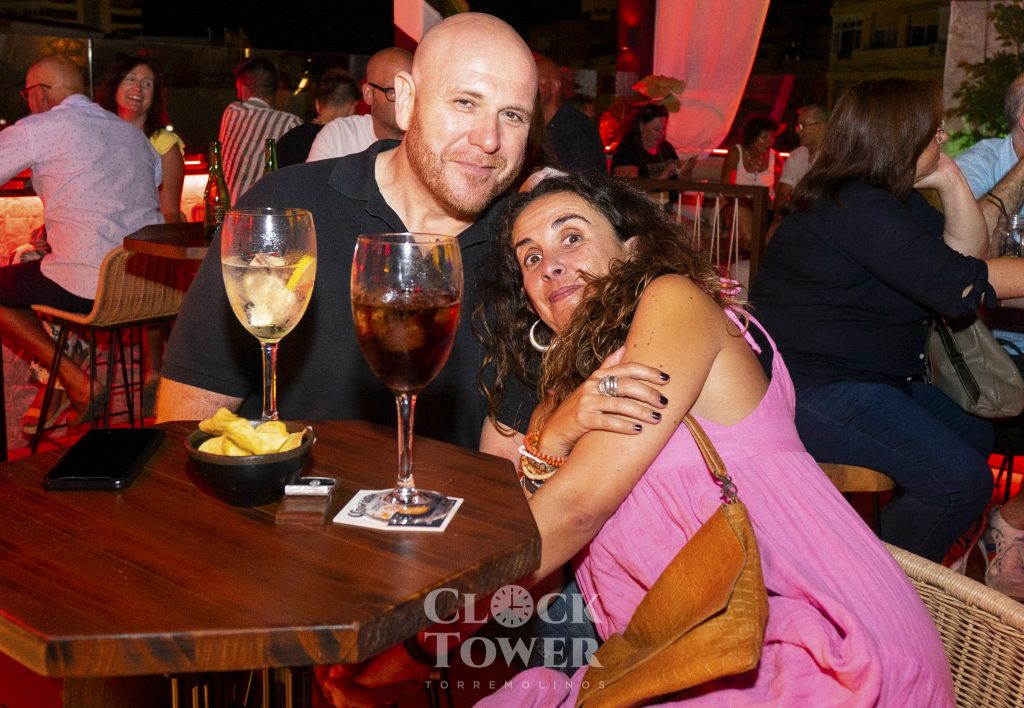 Gente de Clock Clock Tower Torremolinos