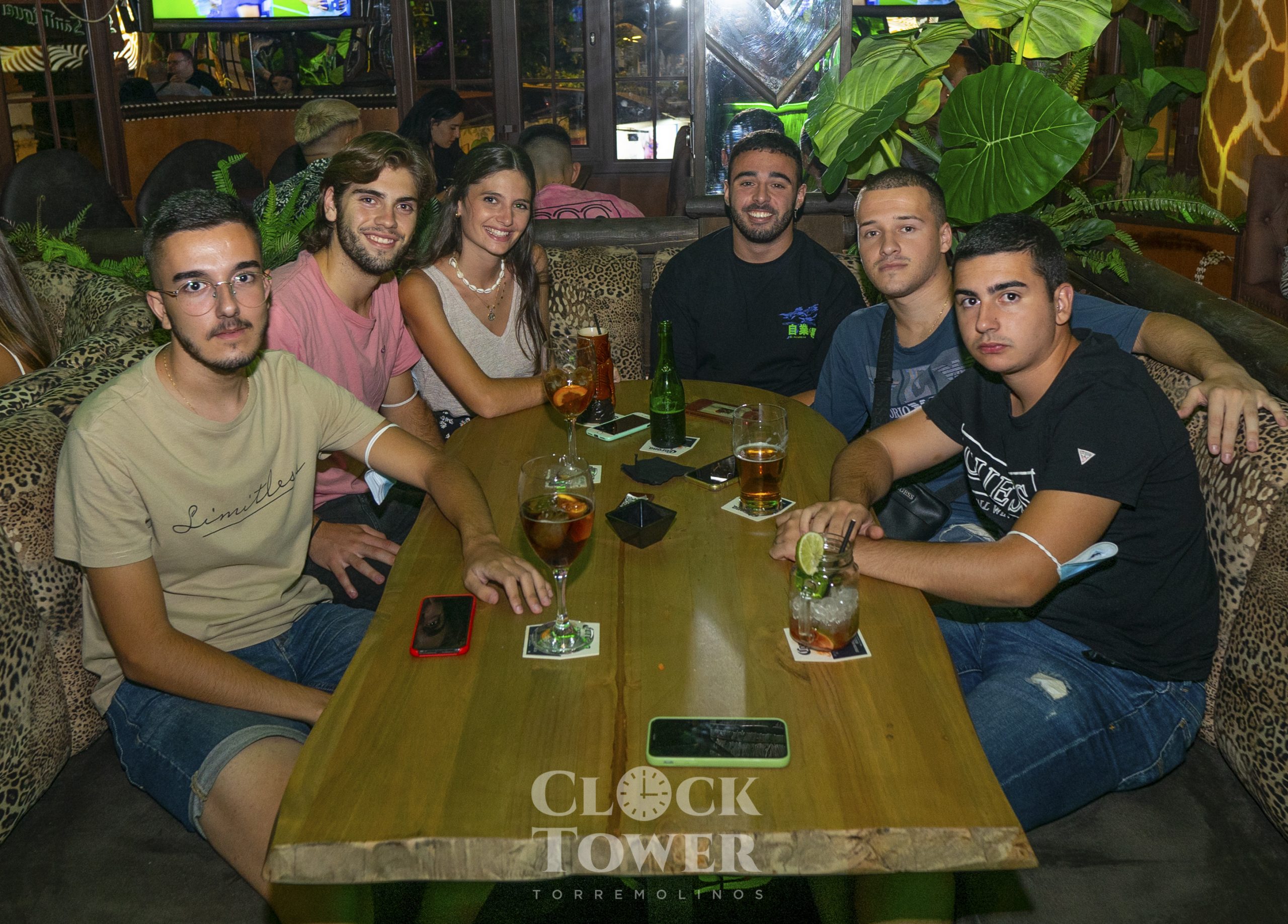 Gente de Clock Clock Tower Torremolinos